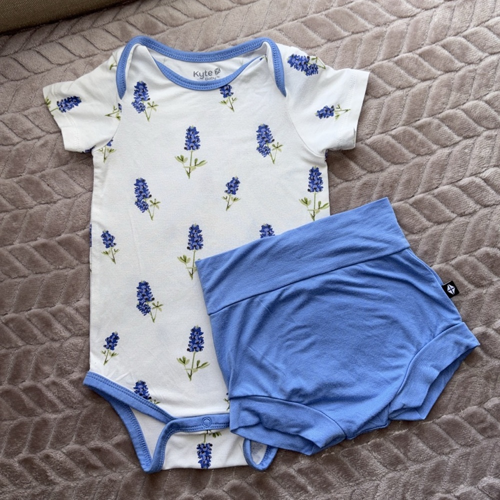 Kyte BABY Bodysuit + Matching Bummie Set in Periwinkle BlueBonnet Size 6-12Mo
